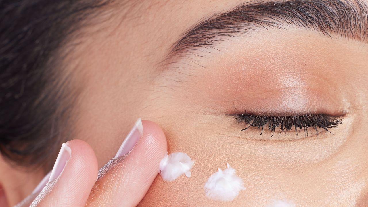 The Best Summer Skin Care Routine for Teens, According to Dermatologists