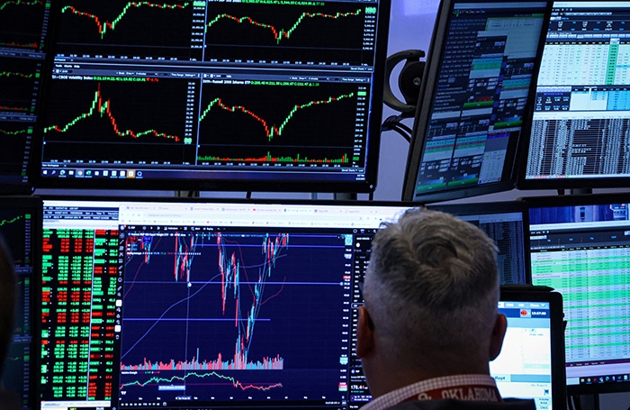 Fortalecimento do Rublo e Aumento dos Preços Mundiais do Petróleo. Análise do Mercado Financeiro de 25 de junho.
