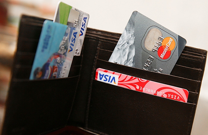 Vanaf december geldt er een limiet op het aantal bankpassen per persoon.