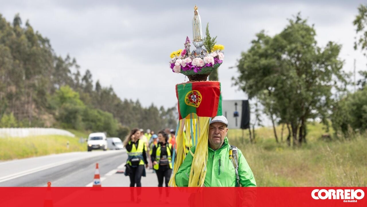 <![CDATA[ “Deus queira que tenhamos sorte e o Papa também”: peregrinos de Fátima com fé no sucessor de Francisco ]]>