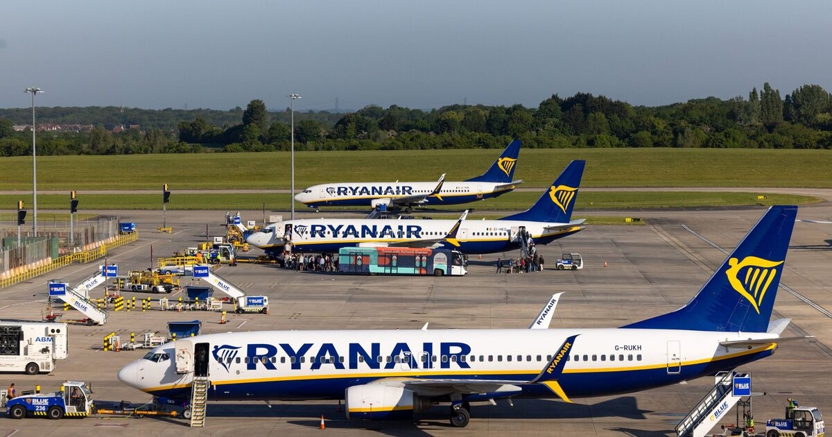 Ryanair deixou aposentado 'se sentindo um criminoso' por causa de problema de passaporte