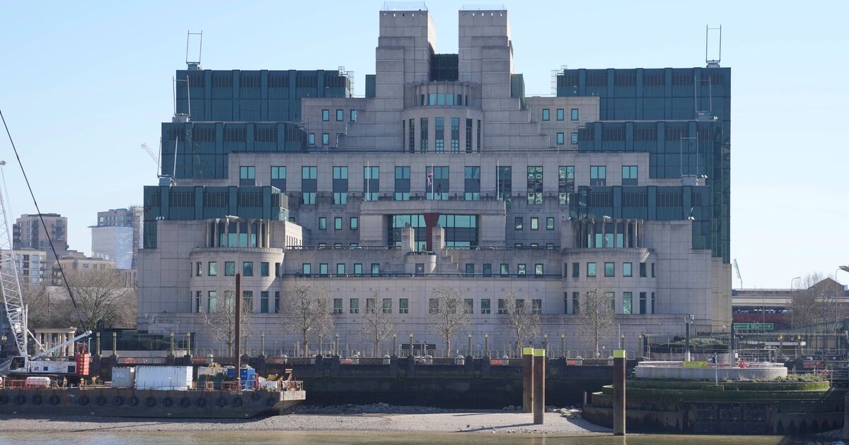 Brytyjska agencja szpiegowska MI6 ma swoją pierwszą szefową, kobietę, która zastąpiła rywalkę o pseudonimie „Pekin Barbara”