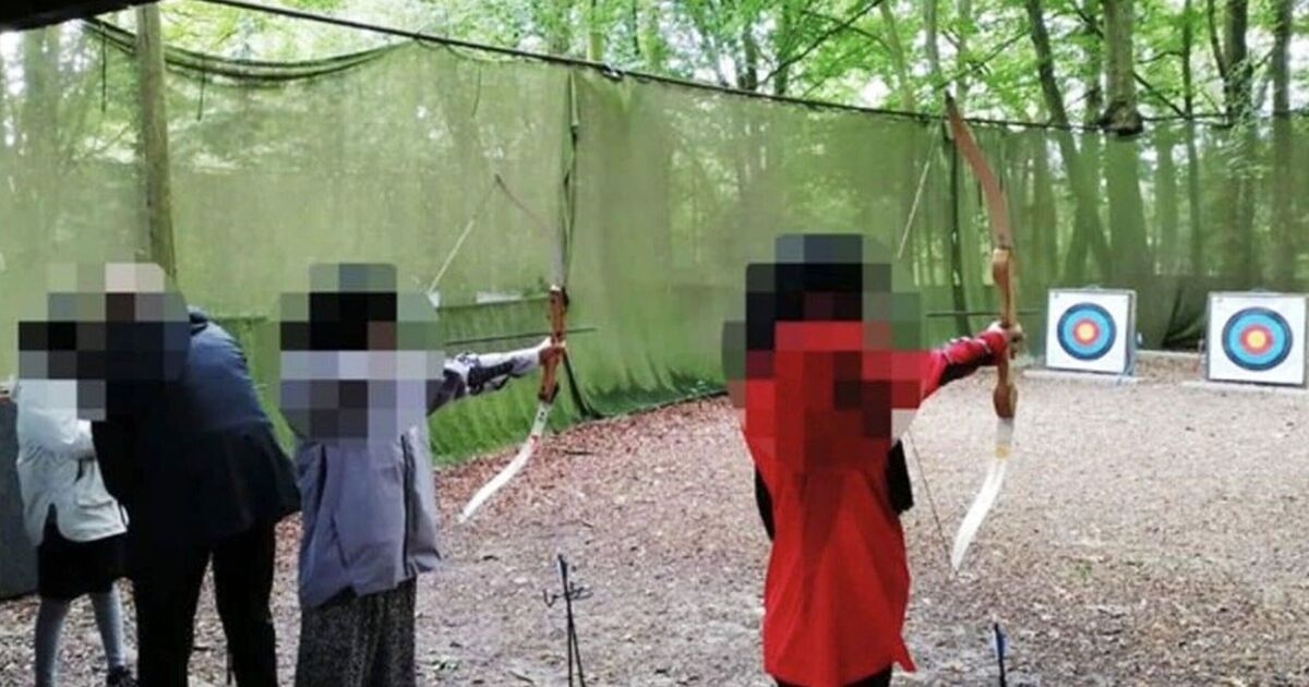 Letni obóz dla dzieci „pro-Iran” odwołany z powodu obaw przed ekstremizmem
