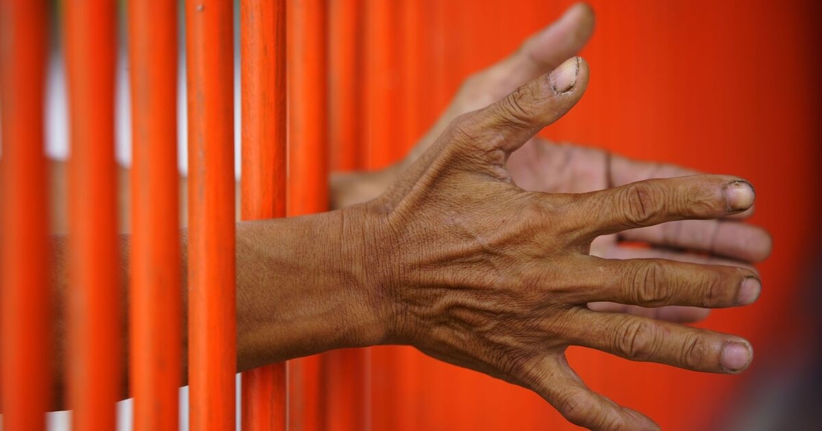Fast 600 Leistungsempfänger durften im vergangenen Jahr Überzahlungen von 20.000 Pfund oder mehr behalten