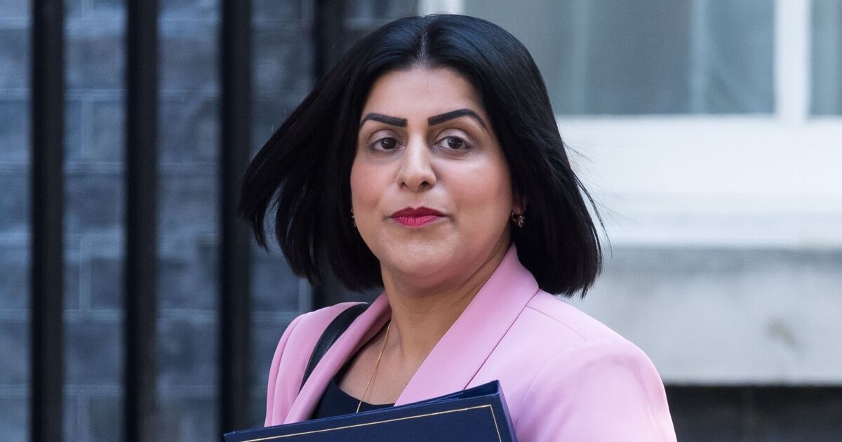 Guerra civile laburista mentre il ministro Shabana Mahmood rompe i ranghi sull'inchiesta sulle bande di adescamento