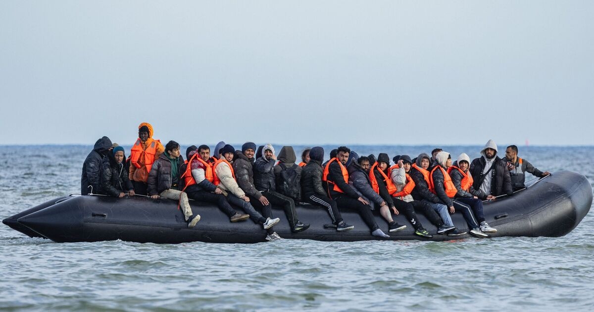 Se revela el número de migrantes que viven en hoteles financiados por los contribuyentes en la última actualización