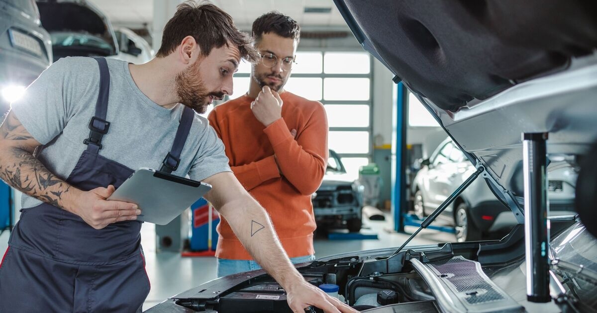 Labour given 'act fast' warning as UK battles EV crisis