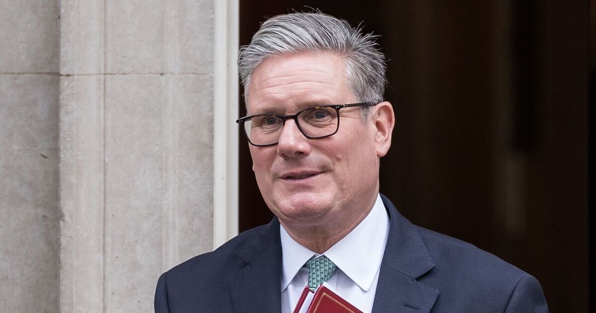 Keir Starmer'ın Brexit anlaşması kapsamında İngiltere'nin AB bütçesine katkı sağlamak zorunda kalması öfkeye yol açtı