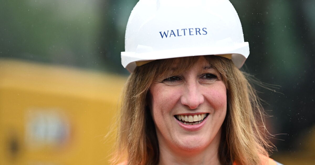 Rachel Reeves dealt another huge blow after jobs alarm - 'taxed out'