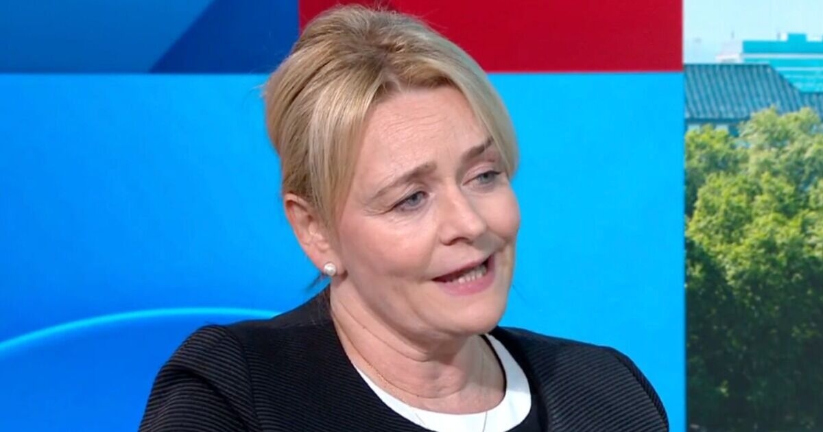 Öfkeli sendika yöneticisi, sıfır emisyon konusunda Ed Miliband'ı yerden yere vurdu: 'Tam bir felaket bölgesi!'