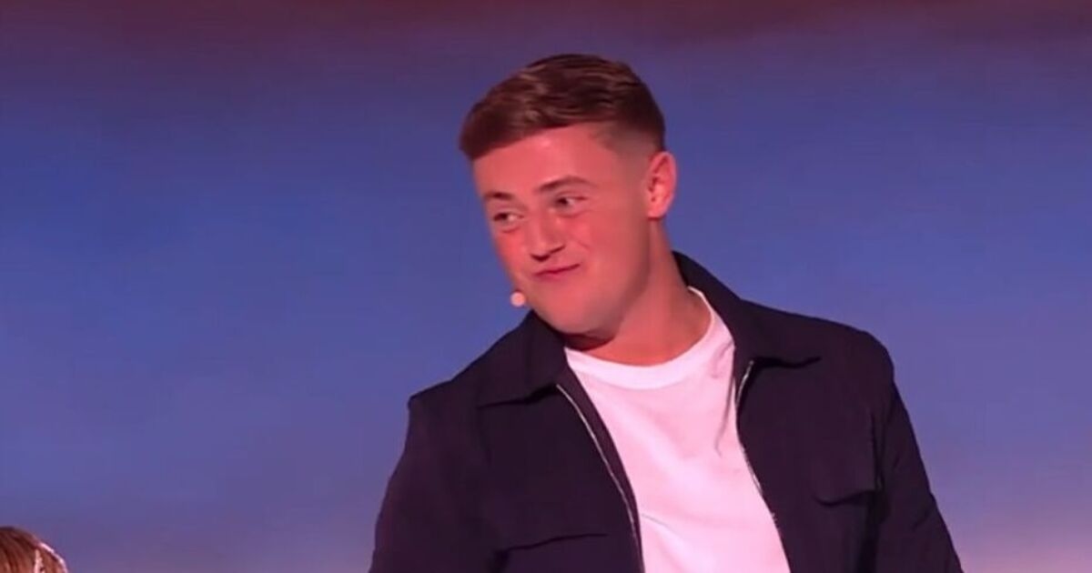 ITV Britain's Got Talent fans 'rumble' magician Harry Moulding's skydiving trick