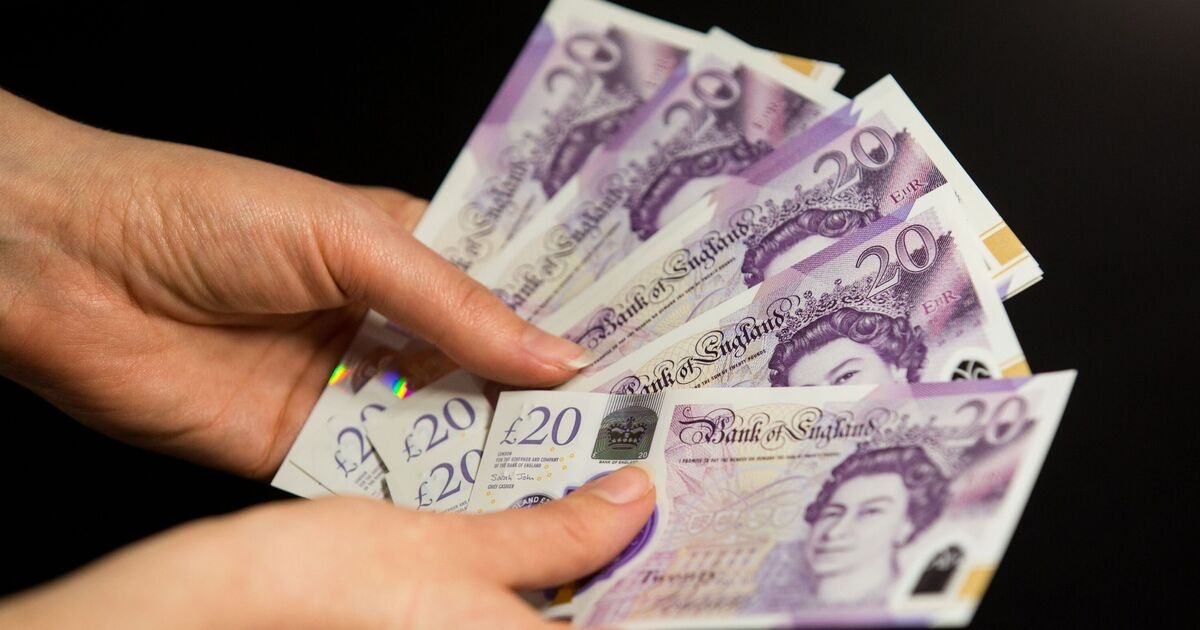 Aviso aos pensionistas do Estado que ganham mais de £ 597 por ano