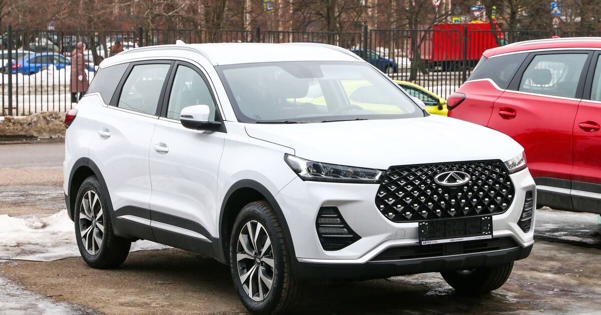 China launches new car that looks just like a Land Rover but only costs £9k