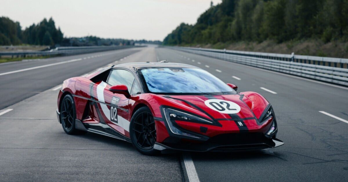 Новый китайский автомобиль, который на 100 миль в час быстрее Ferrari, устанавливает мировой рекорд скорости модели