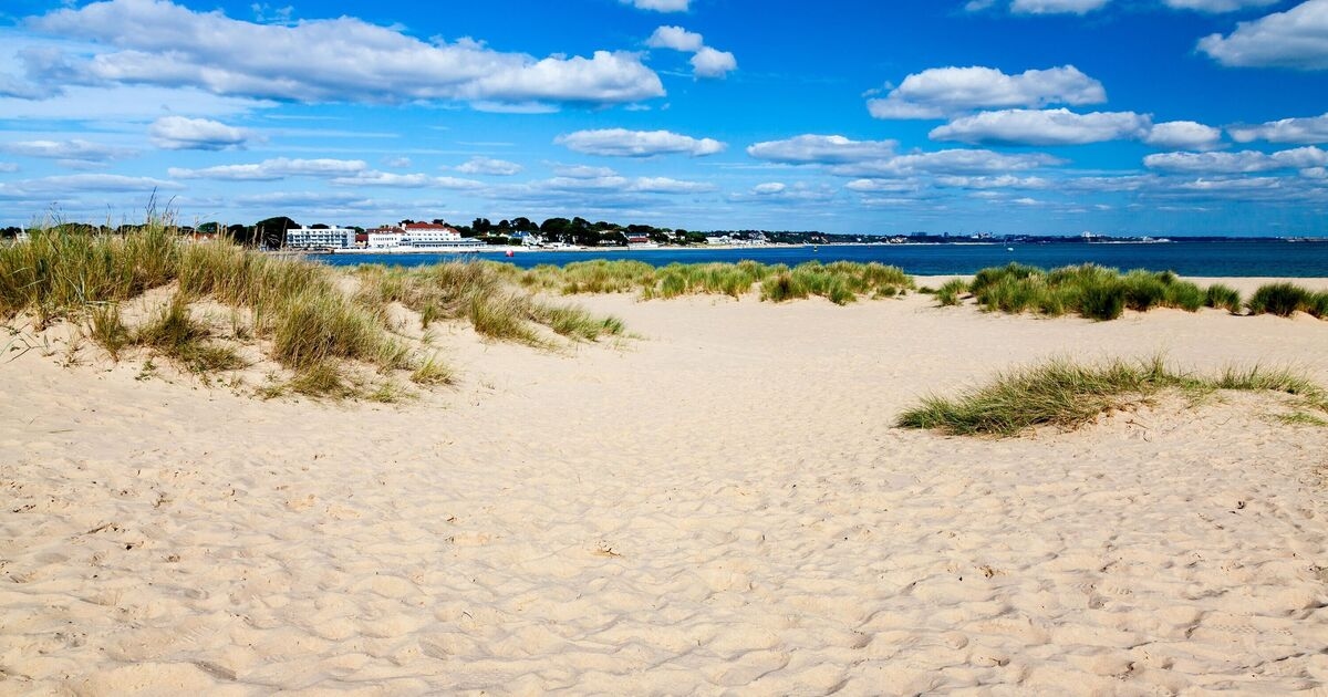 The UK seaside spot with 'golden sands' that’s a ‘perfect’ dupe for the French Riviera