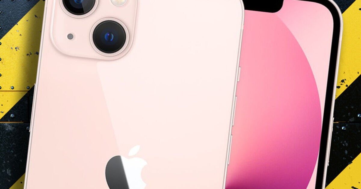 All iPhone and Android users sent urgent text message alert and told 'don't click'