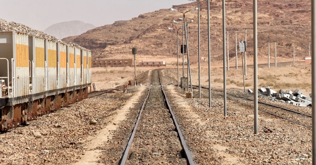 L'incroyable nouveau projet ferroviaire de 196 milliards de livres sterling, l'un des plus grands du monde, s'étend sur 1 350 miles