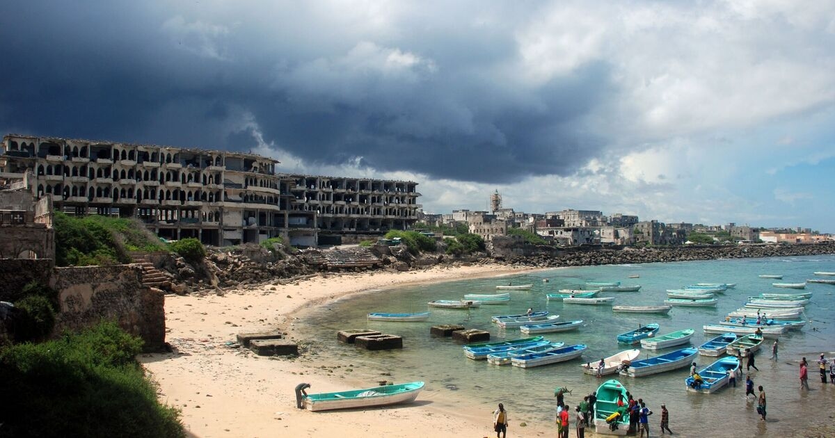 Un turista visita la "città più pericolosa del mondo" e non riesce a credere a quanto sia bella la spiaggia