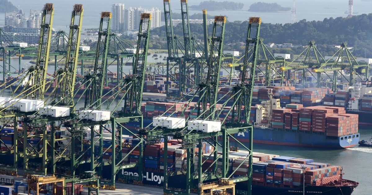 El pequeño país que construye el megapuerto más grande del mundo (y costará 10.000 millones de libras)