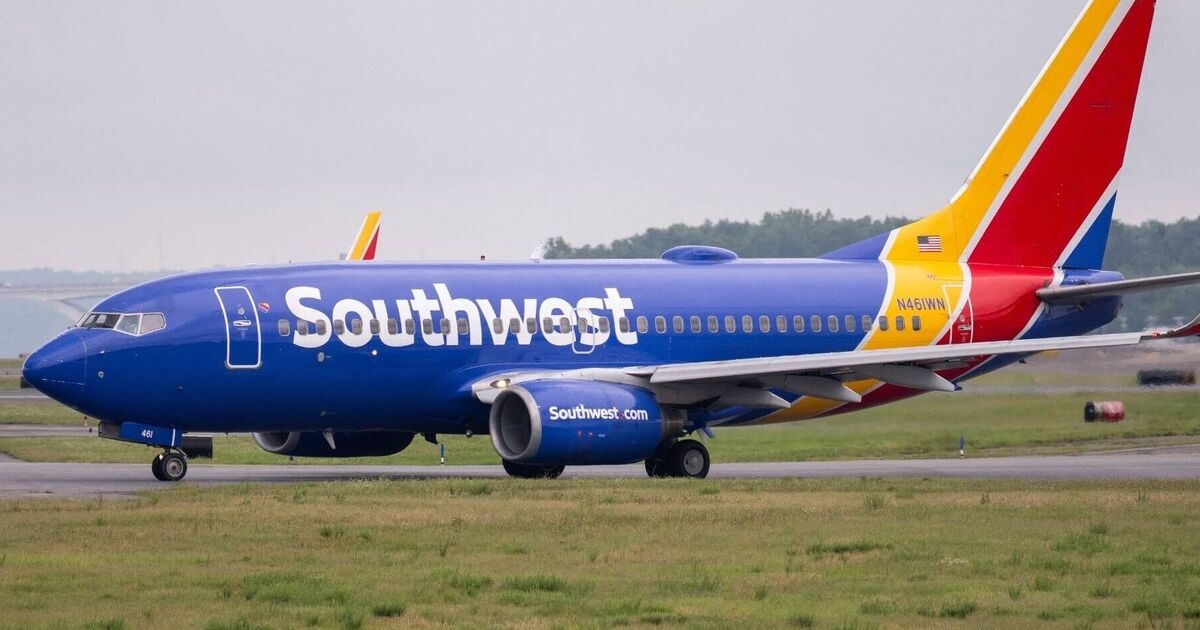 Flight attendants injured and passengers 'thrown from seats' in emergency nosedive