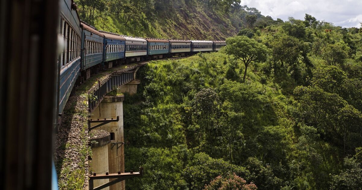 A incrível viagem de trem de 1.160 milhas que é uma das mais perigosas do mundo