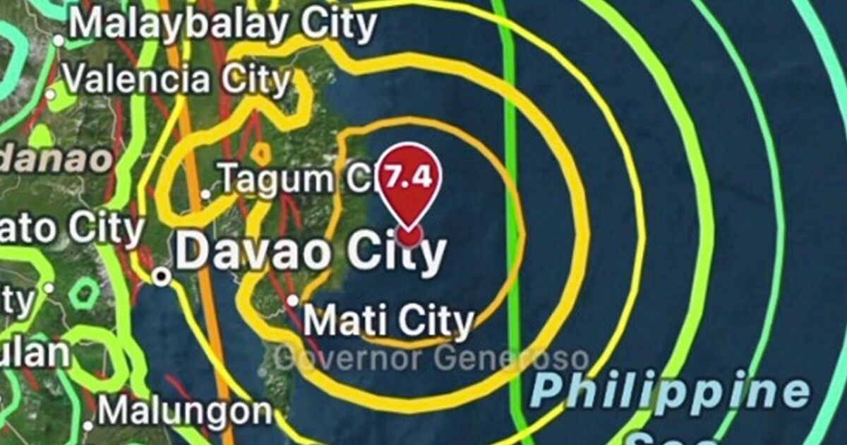 Philippine earthquake LIVE: Tsunami threat issued after 7.6 quake strikes Pacific