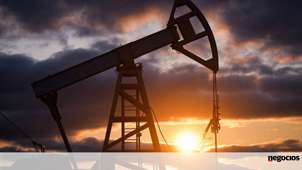 Membros da OPEP+ anunciam aumentos na produção de petróleo