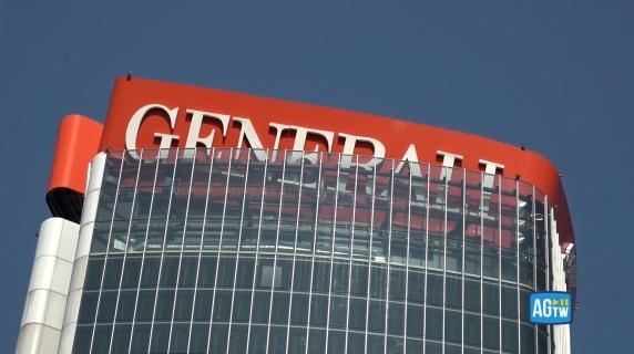 The area is off-limits, 2000 employees evacuated