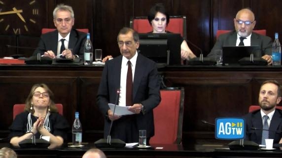 Belediye başkanı muhalefete: "Gizli soruşturmaların kamuoyuna açıklanmasından memnun musunuz?"