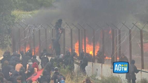 No Tav, construction sites on fire and the Turin-Bardonecchia line occupied.