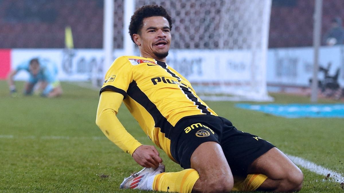Athekame desacelera, mas o Milan persiste. Newcastle em Thiaw