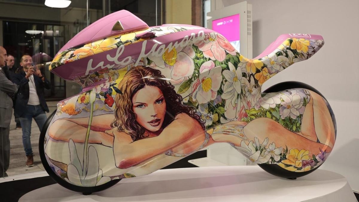 Milo Manara gestaltet Kimera: Kunst auf dem Sattel für mehr Sicherheit im Straßenverkehr.