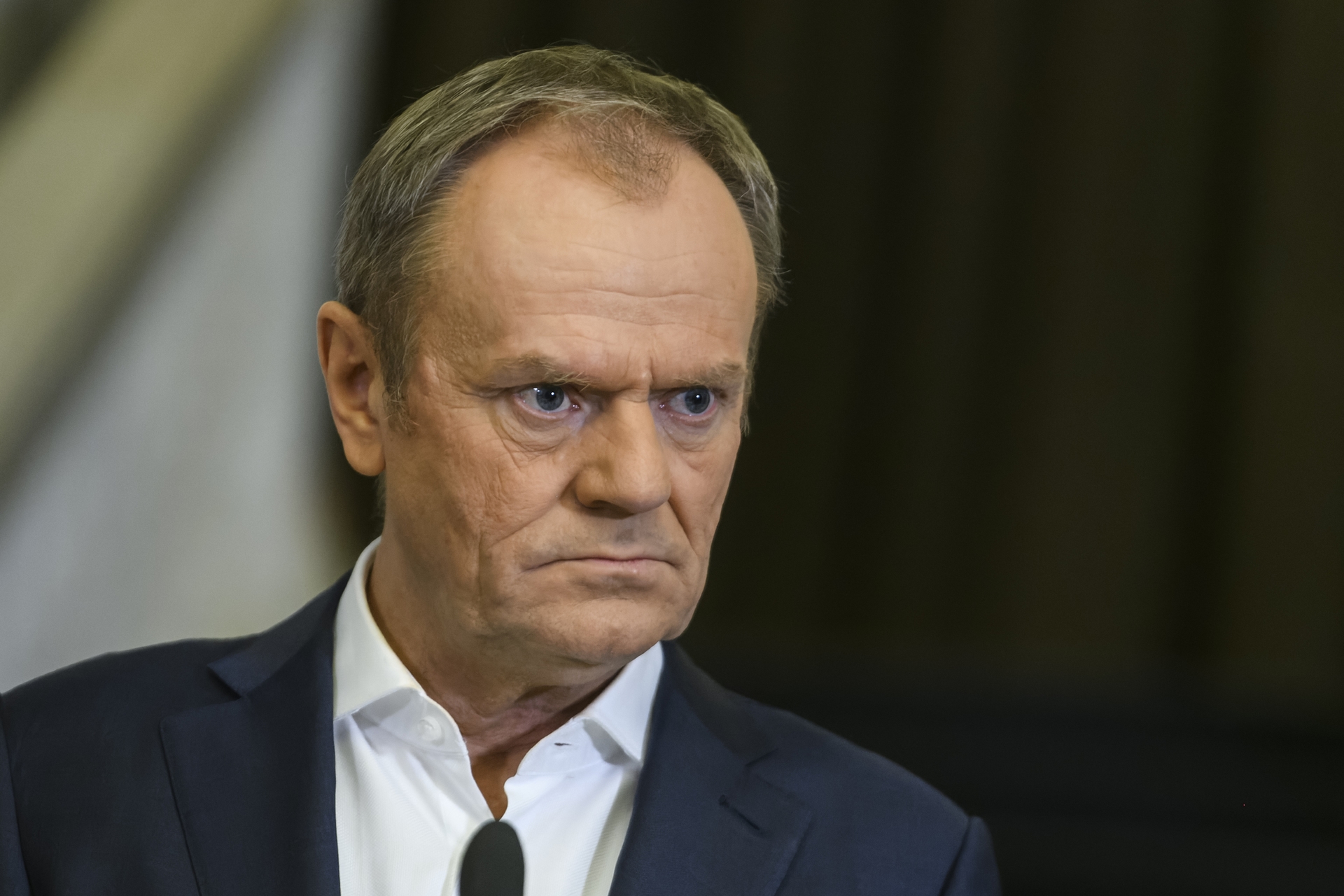 Tusk, Polonya'da göçmen çetelerine karşı kararlı bir adım atacağını duyurdu. "Sınır dışı etme zamanı"