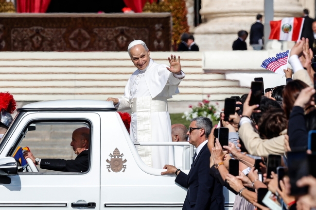 El Papa León XIV llama a Israel a "cesar inmediatamente la barbarie" en la Franja de Gaza