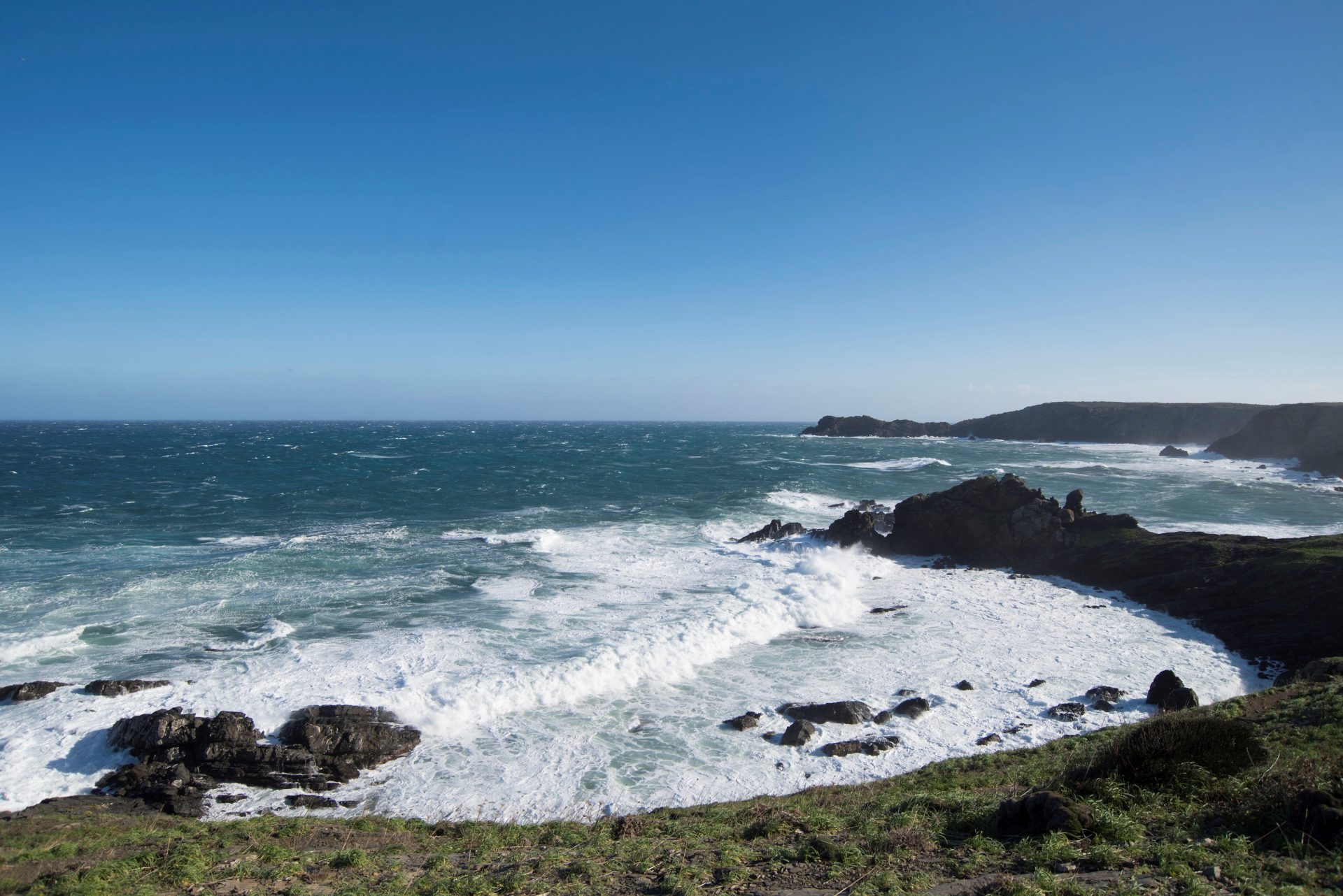 Dal 1980, il Mar Mediterraneo si è riscaldato di 0,4 gradi ogni decennio.