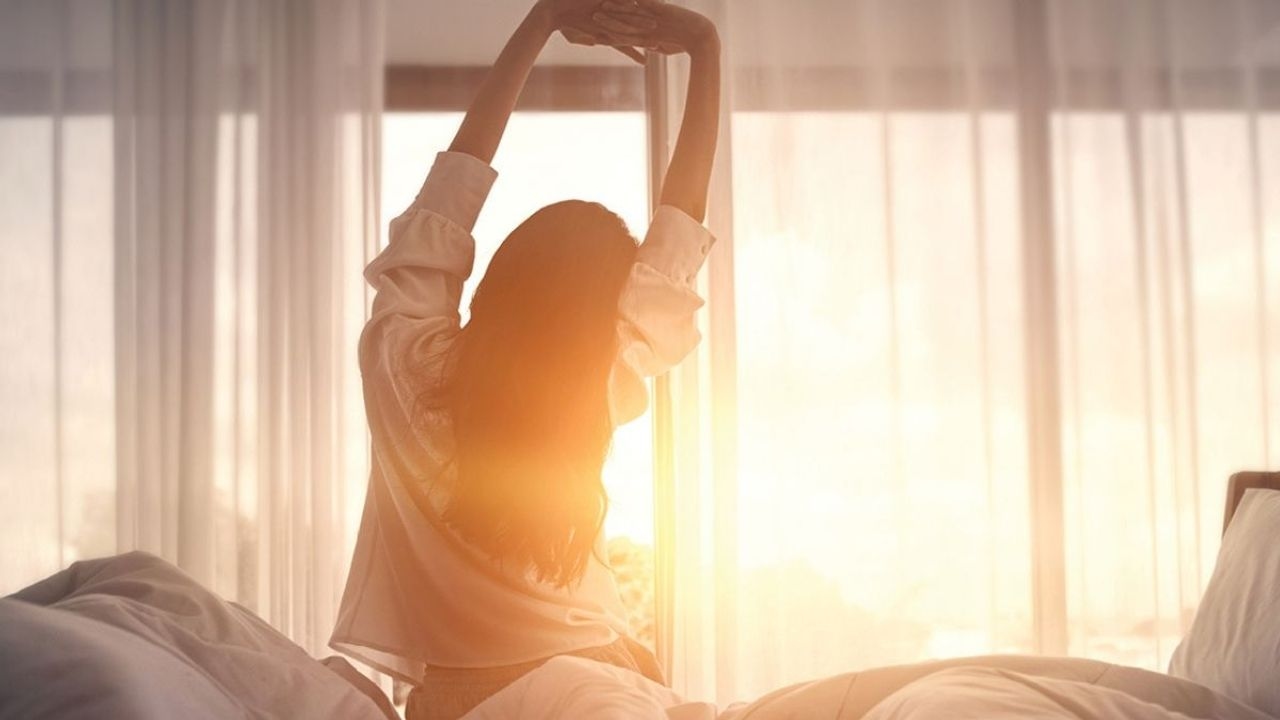 Chi si sente stanco al risveglio la mattina, faccia attenzione! Bere anche solo un cucchiaio la sera vi farà svegliare con una sensazione completamente diversa.