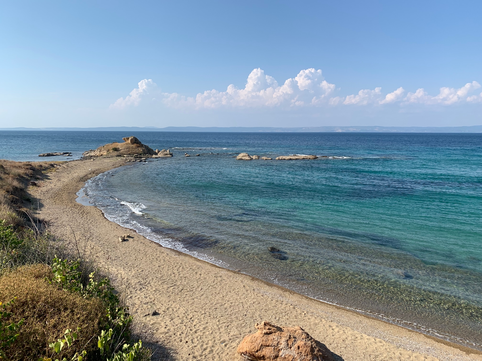 Ani Balıkesir, ani Çeşme! To nowe miejsce na spokojny wypoczynek w otoczeniu natury: spokojna atmosfera i krystalicznie czyste morze.