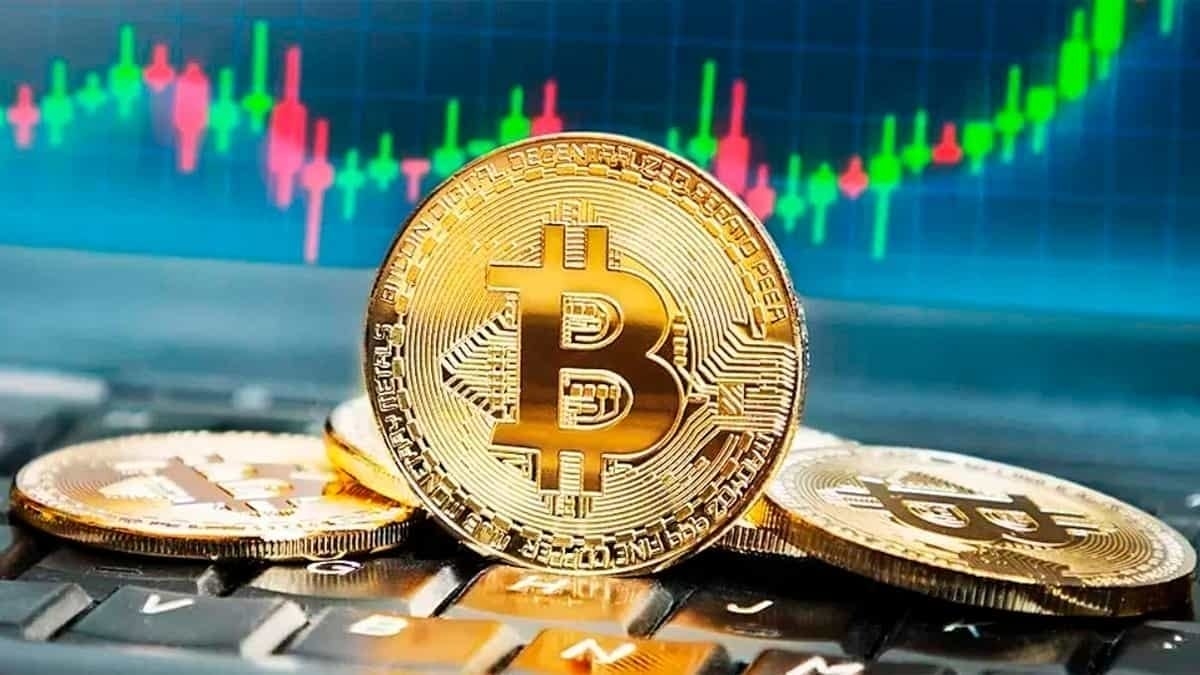 Calificadoras Reafirman Nota BBB de México con Perspectiva Estable; Bitcoin Supera los $95,000