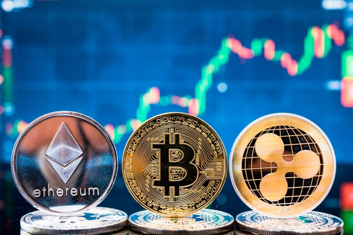 Cena bitcoina przekroczyła rano 104 000 USD: czy mamy do czynienia z nowym rajdem napędzanym regulacjami dotyczącymi stablecoinów?