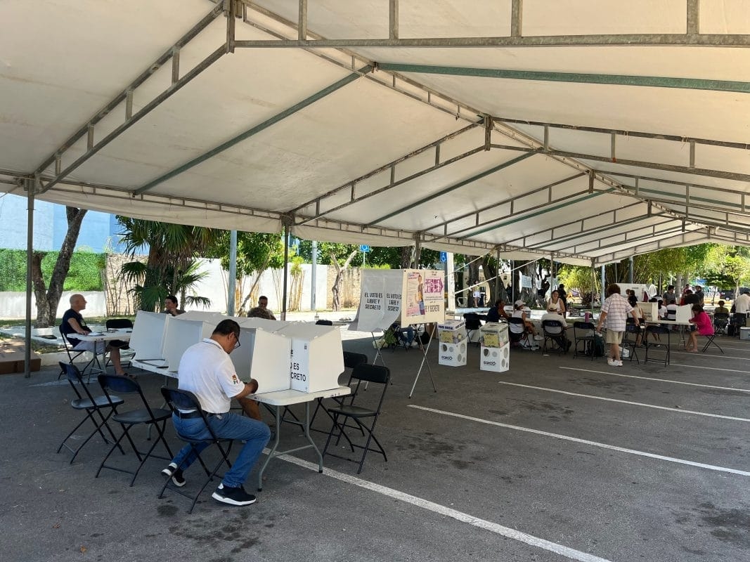 Faible participation aux bureaux de vote spéciaux de Cancún pour les élections judiciaires