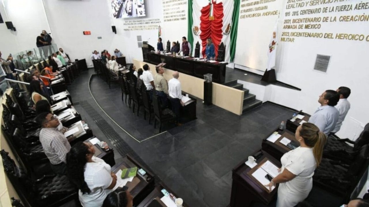 Obispo de Tabasco exige a diputados “actor con valores”