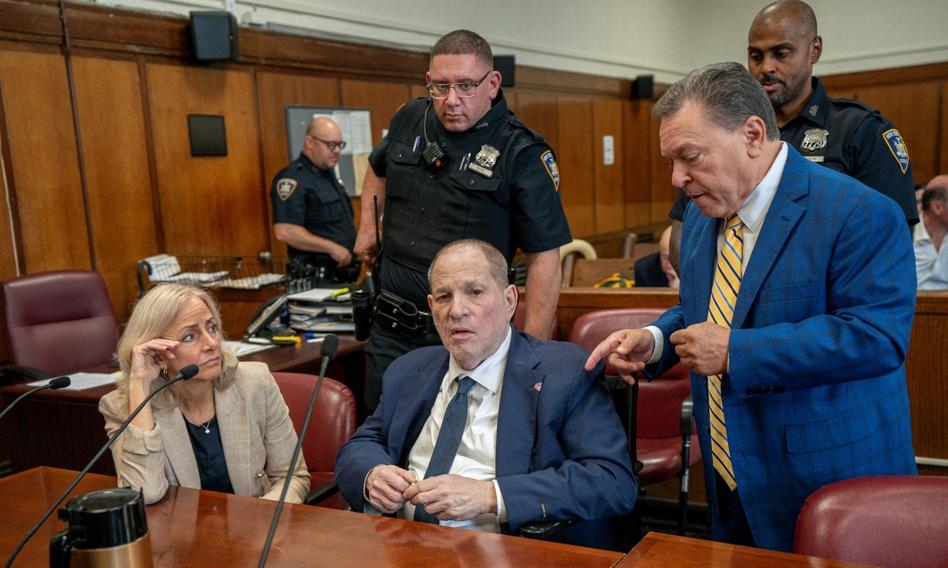 El jurado condena a Weinstein por agresión sexual