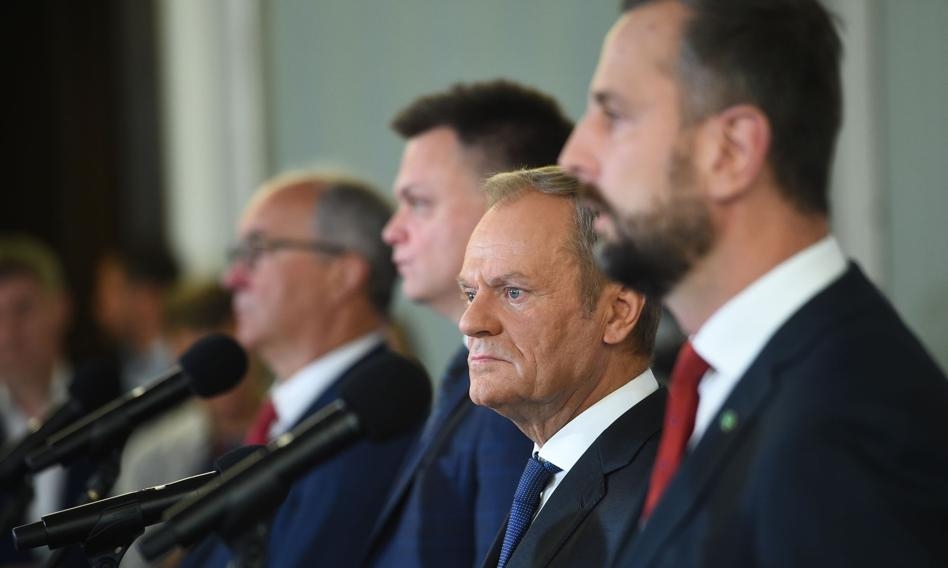 Líderes da coalizão discutiram a reconstrução do governo em 15 de outubro. "Primeiro o programa, depois a estrutura, depois o pessoal"