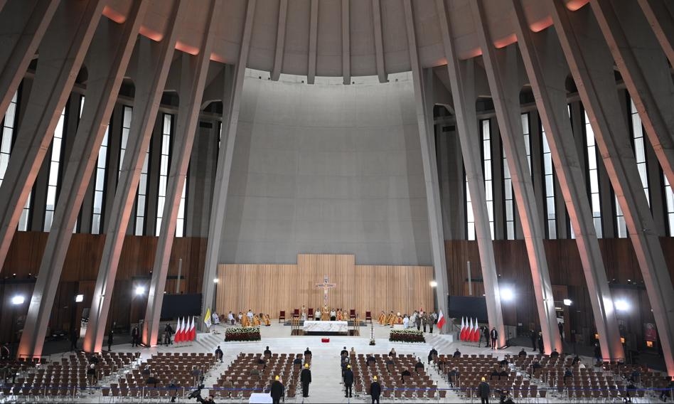 A grande riqueza da Igreja Polonesa foi revelada. Quase meio bilhão de zlotys em imóveis