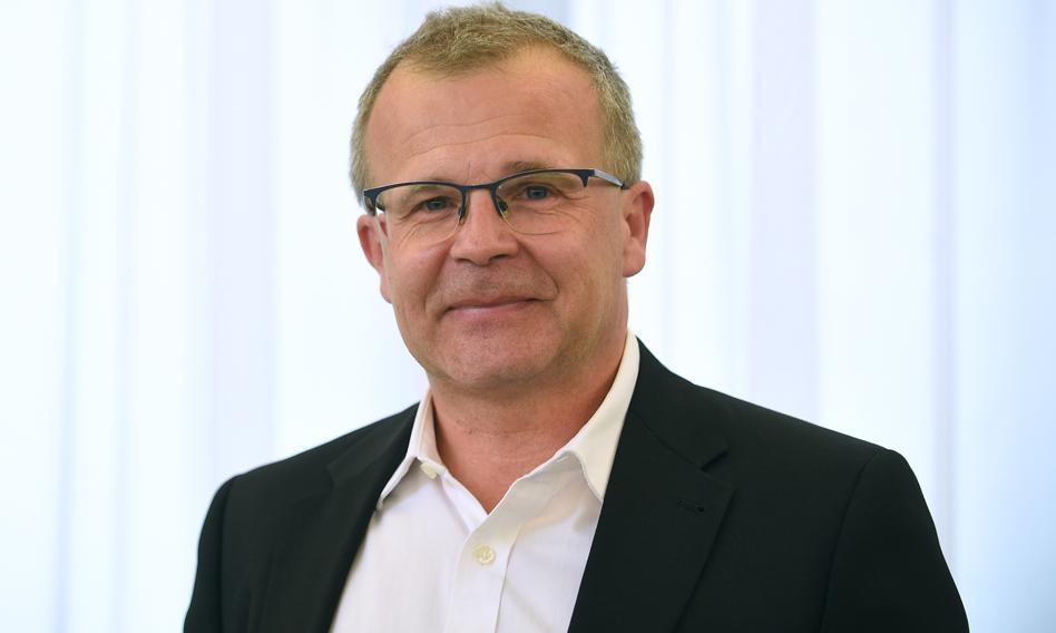 Kotecki: MPC Temmuz ayında kesintilere karar vermeyecek. Orta vadede vergi artışları kaçınılmaz