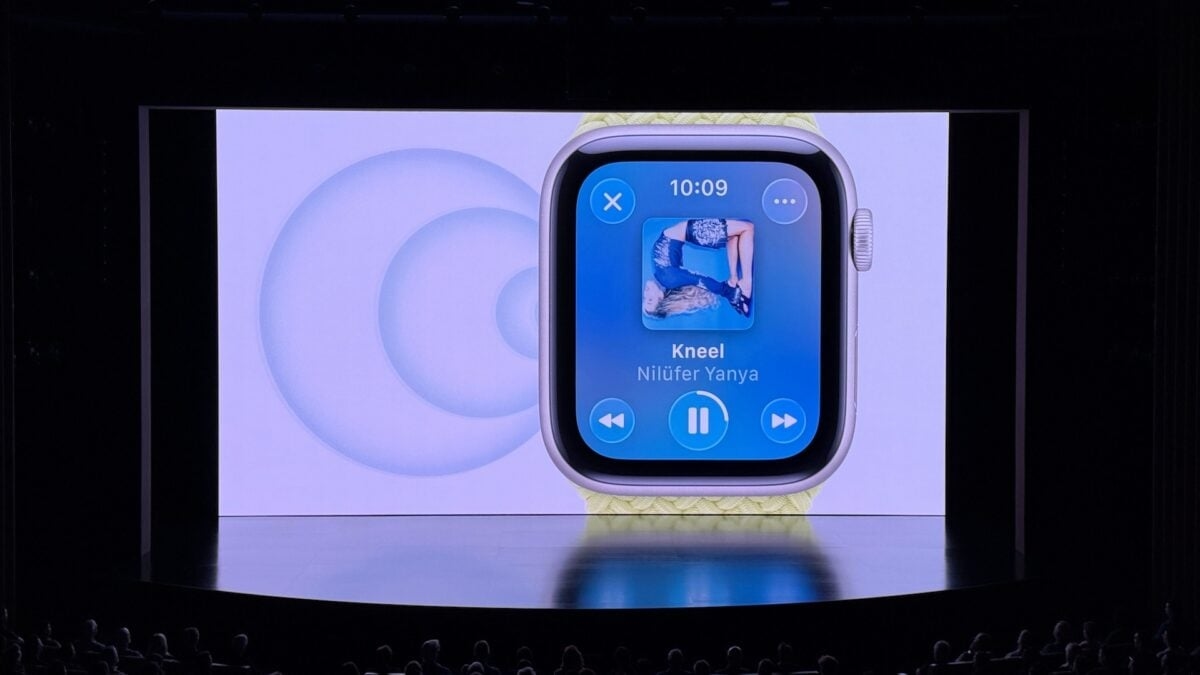 Apple’s Cheaper Apple Watch SE May Be the Wearable Most People Need