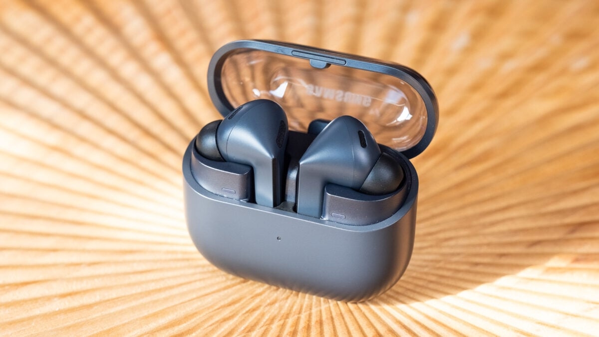Galaxy Buds 3 FE Review: Samsung’s ‘Fan Edition” Wireless Earbuds Are Just Enough