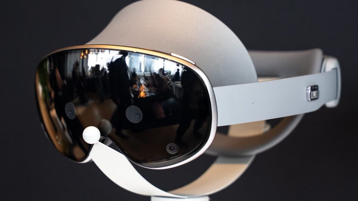 Samsung’s Vision Pro Killer Is Way Cheaper, but Still Very Expensive