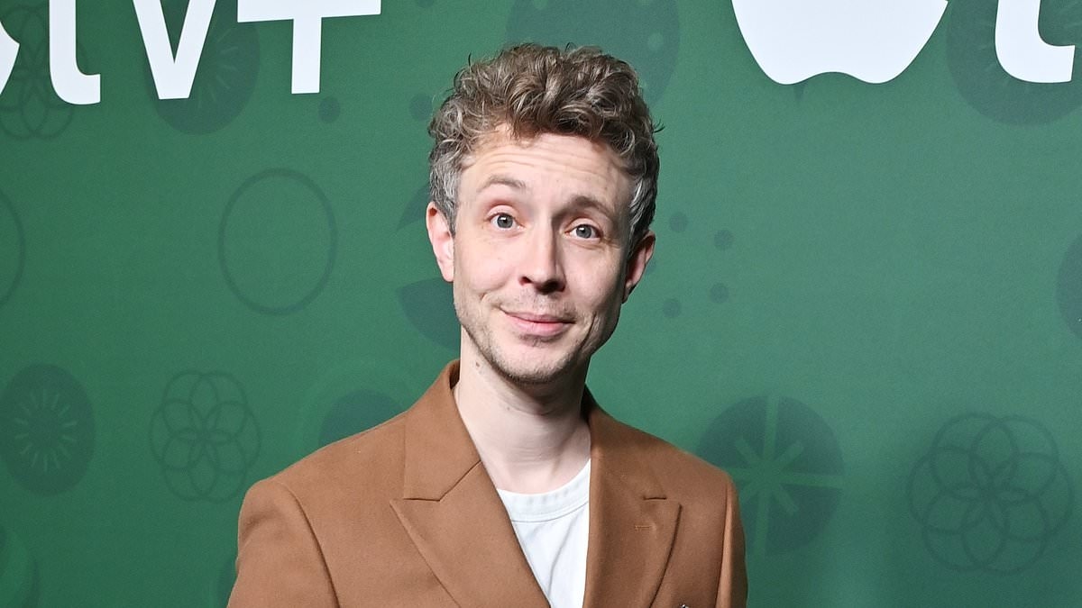 Radio 1 DJ'i Matt Edmondson: Karantina döneminde bir masa oyunu işi kurduk ve bu iş çığ gibi büyüdü