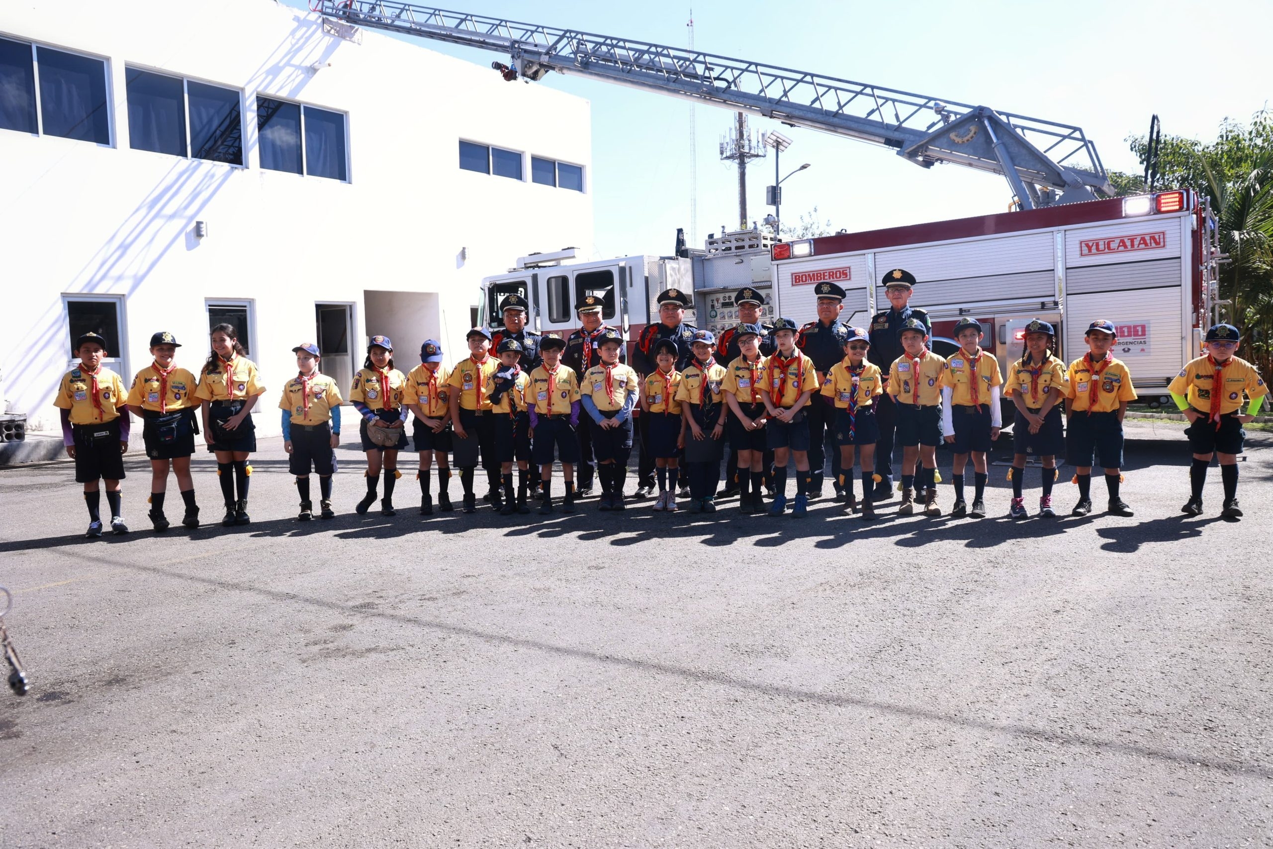 Semana Escoteira 2025: Atividades dos Lobinhos como “Bombeiros por um Dia”